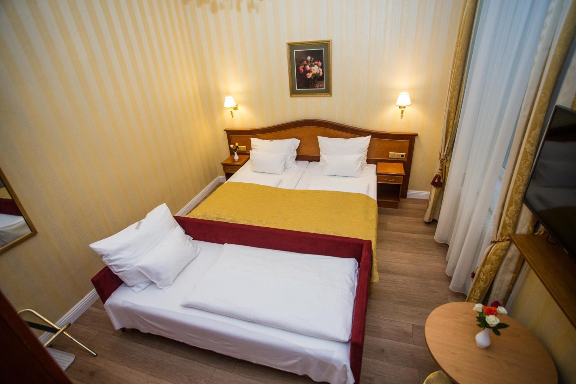 Opera Am Operneck Self Check In Apartment Wina Bagian luar foto