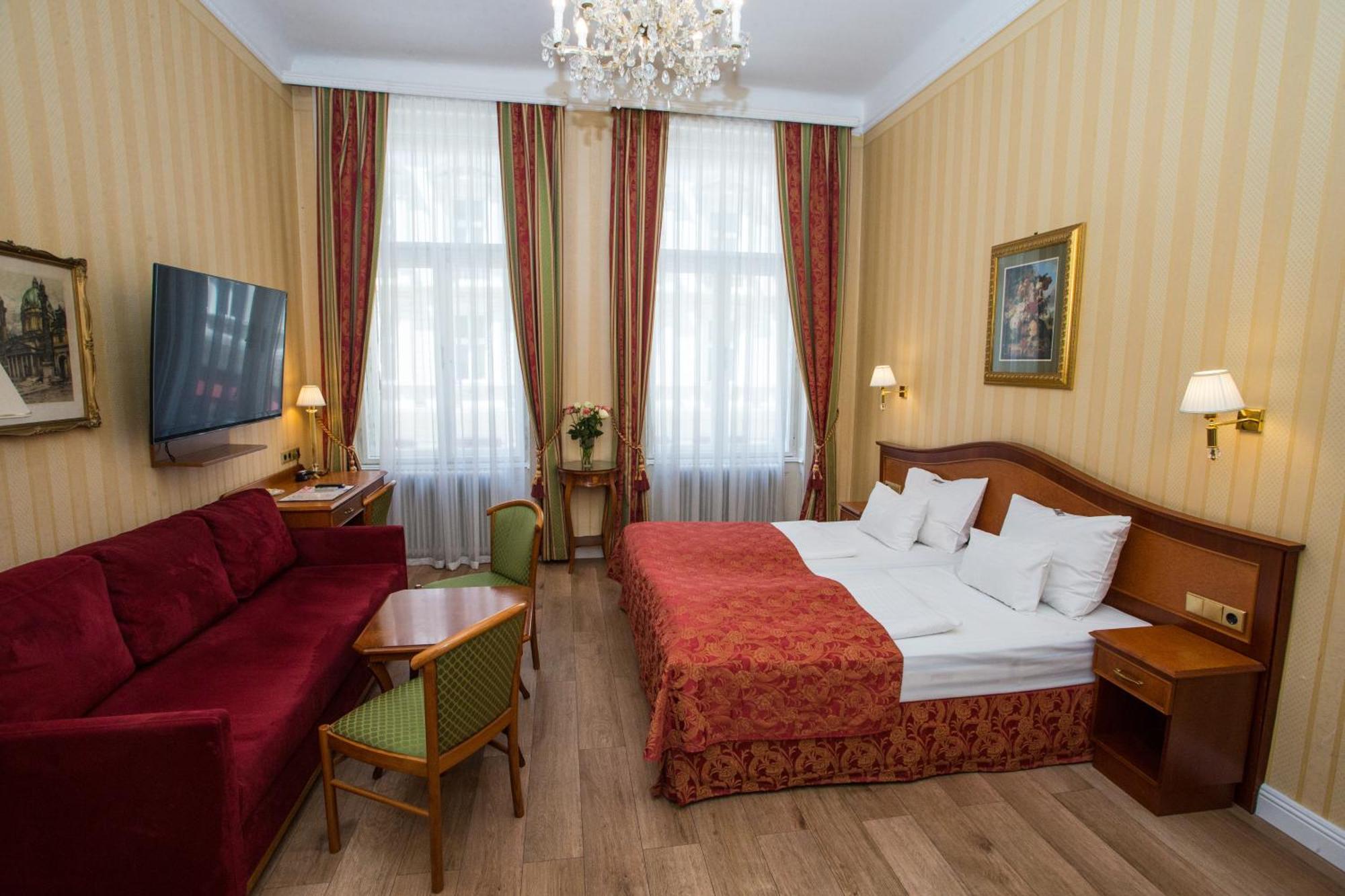 Opera Am Operneck Self Check In Apartment Wina Bagian luar foto